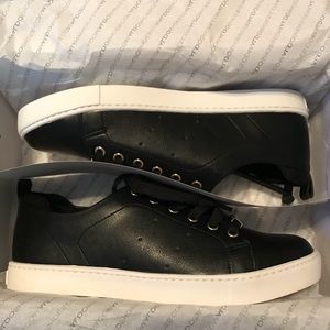 Women’s size 7 black/gold casual shoes